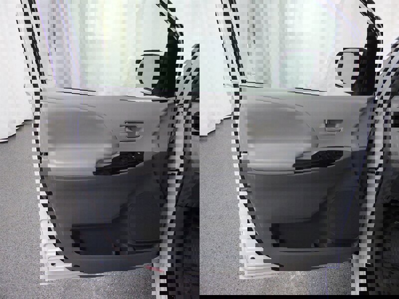 Used 2014 Toyota Sienna LE image 19