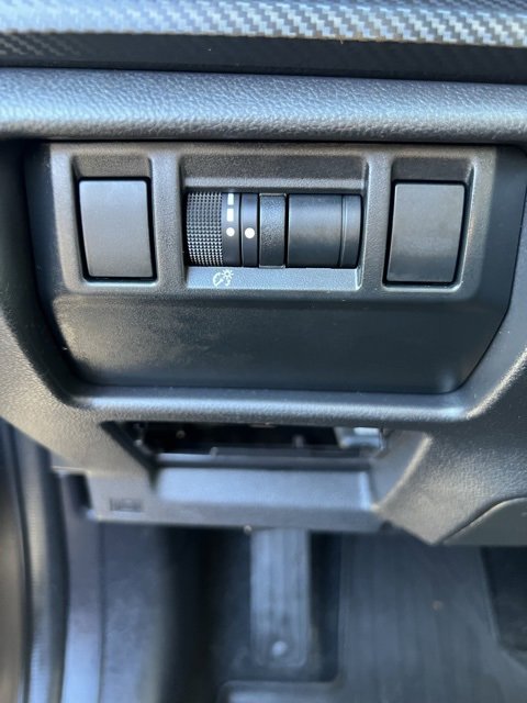 Used 2024 Subaru Crosstrek 2.0i Premium w/ Popular Package #3 image 40