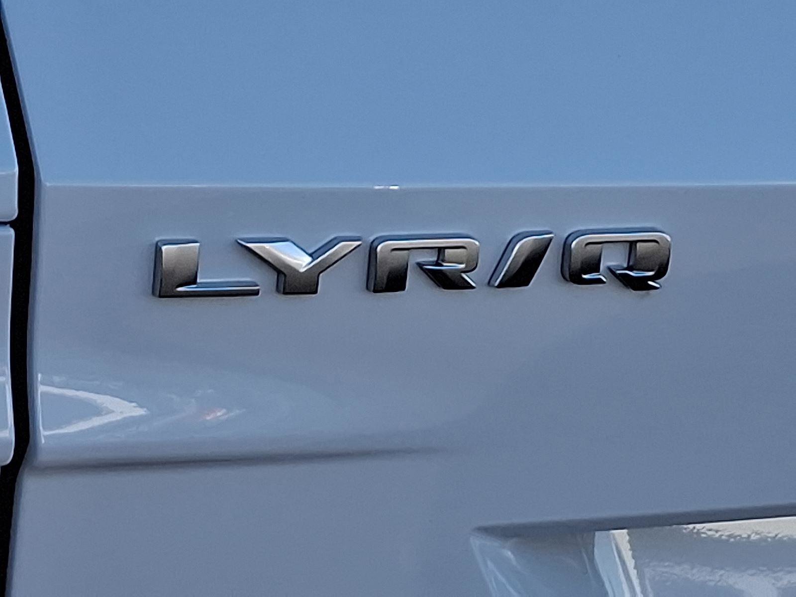 New 2026 Cadillac Lyriq Luxury image 12