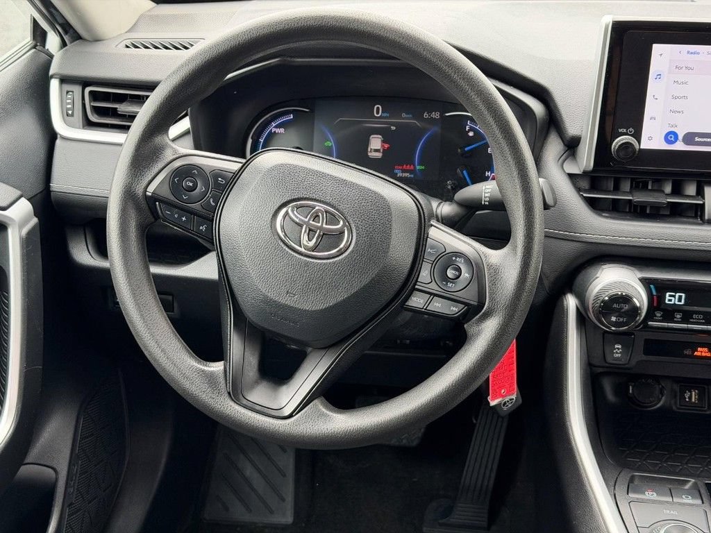 Certified 2024 Toyota RAV4 LE AWD/4WD image 14