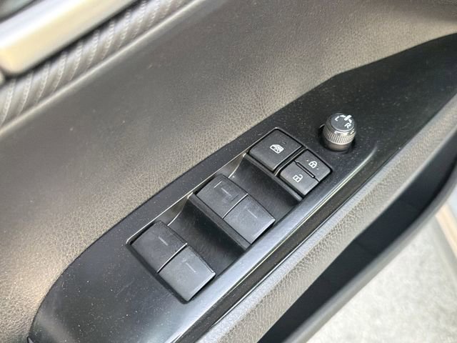 Used 2025 Toyota Camry SE image 24