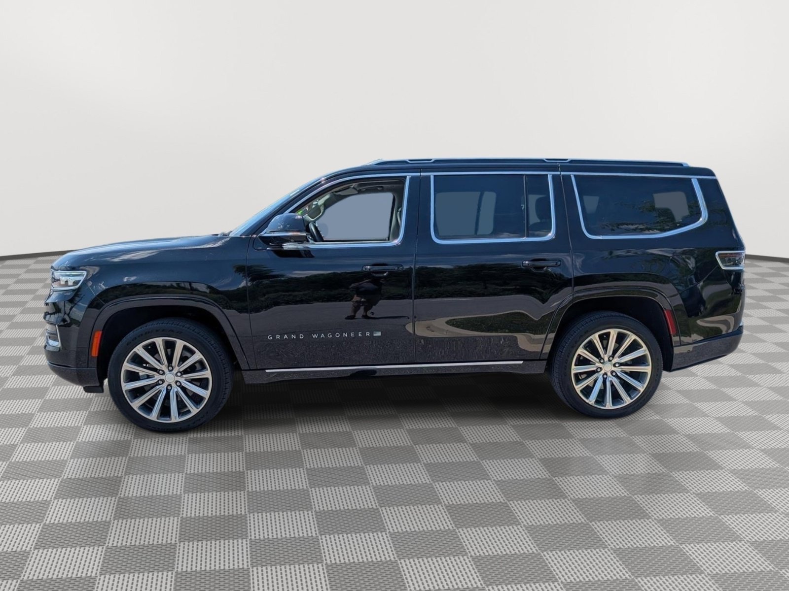 Used 2022 Jeep Grand Wagoneer Series I AWD/4WD image 2