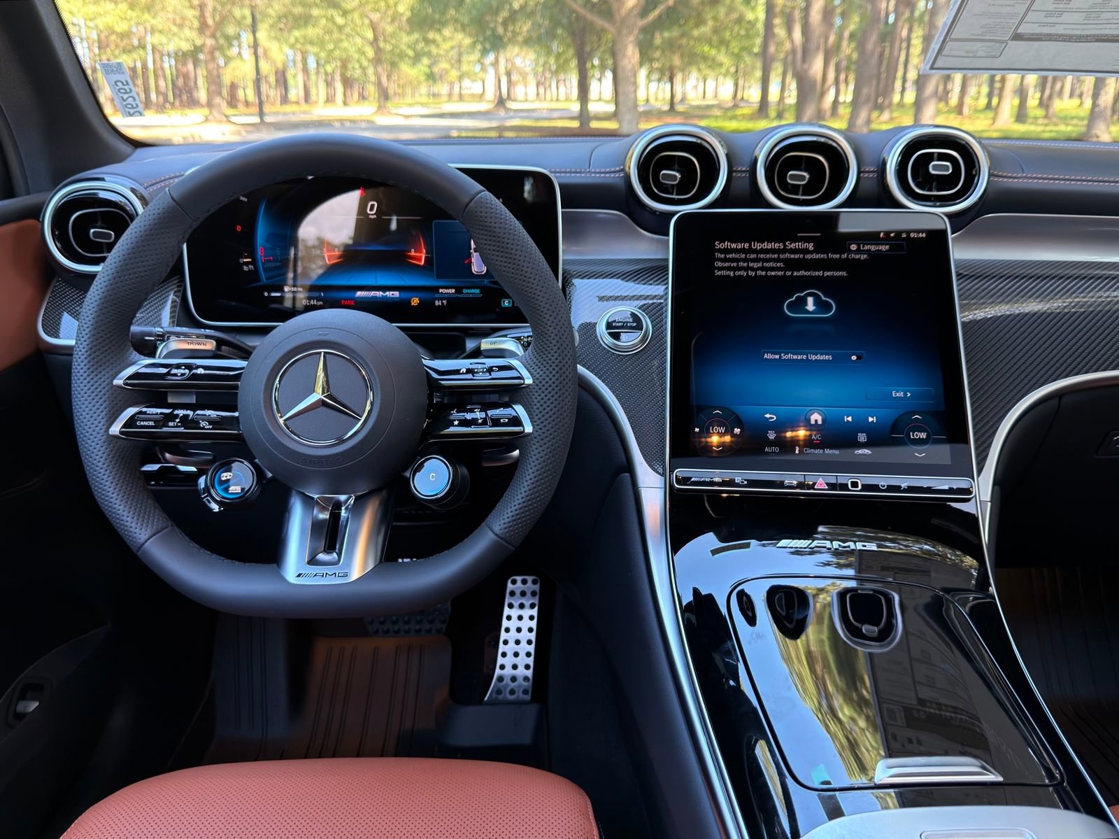 New 2026 Mercedes-Benz GLC 43 AMG 4MATIC image 3