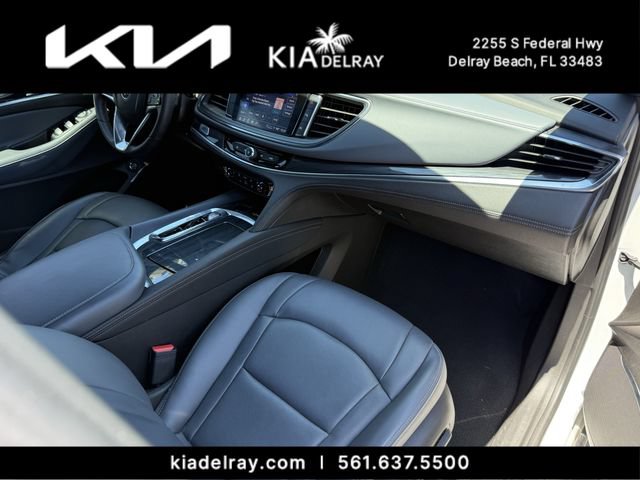 Used 2023 Buick Enclave Essence FWD image 10