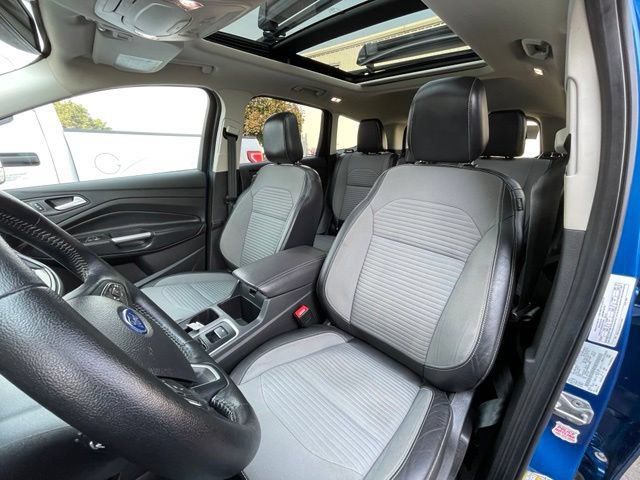 Used 2019 Ford Escape Titanium AWD/4WD image 19