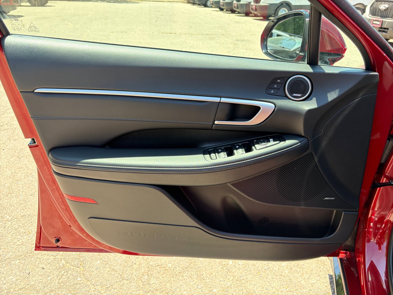 Used 2025 Hyundai Sonata Limited FWD image 14