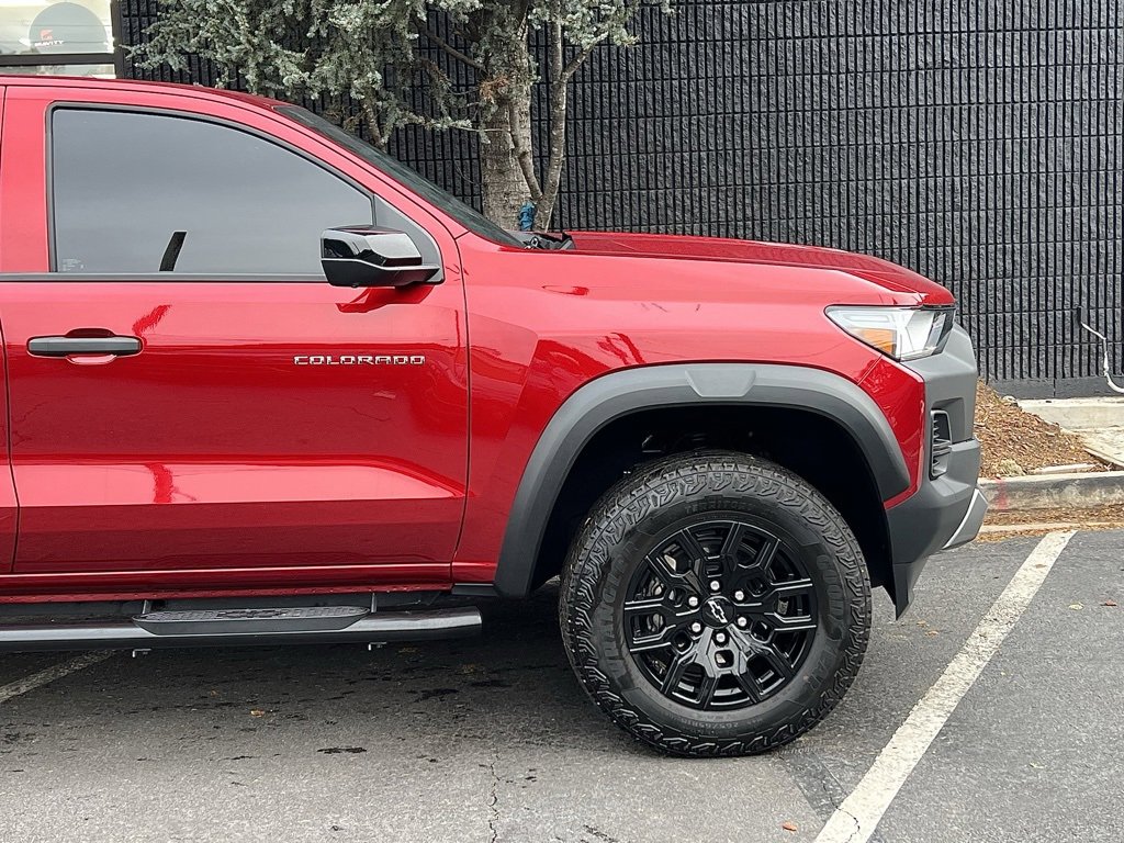 Used 2023 Chevrolet Colorado Trail Boss w/ Technology Package image 19