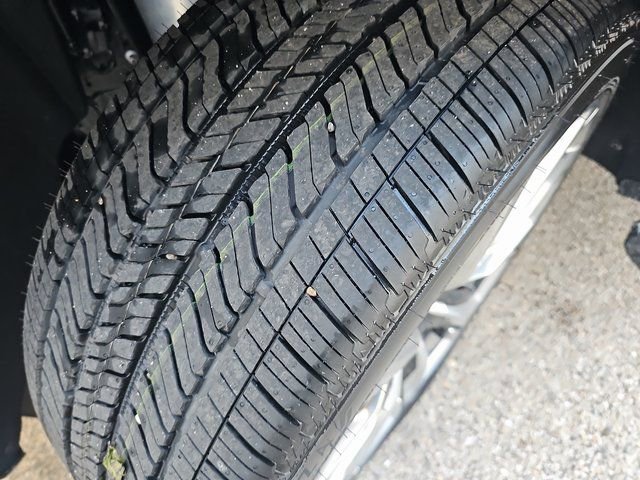 New 2026 Cadillac Escalade ESV Luxury w/ Touring Package image 35