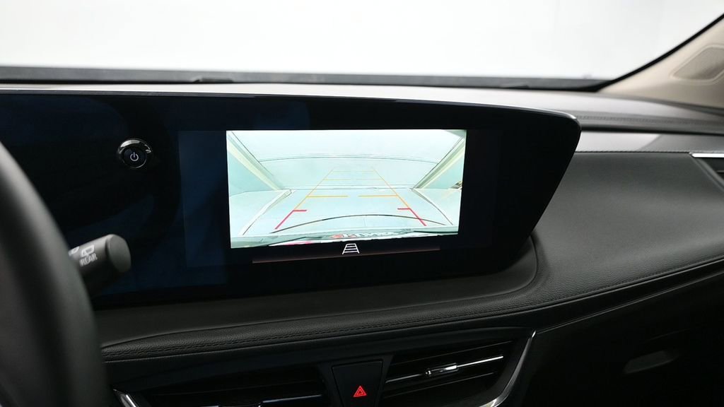 Used 2025 Buick Encore GX Preferred FWD image 35