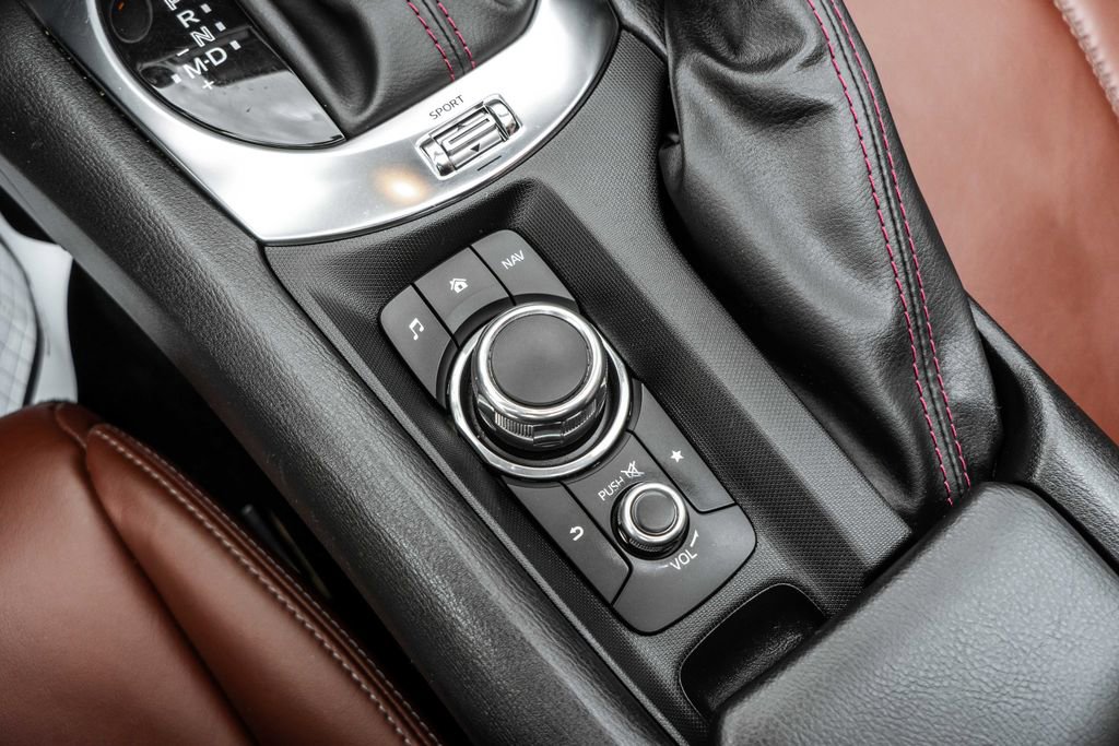 Used 2019 MAZDA MX-5 Miata RF Grand Touring image 23