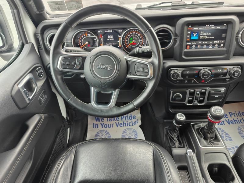 Used 2019 Jeep Wrangler Unlimited Sahara AWD/4WD image 22