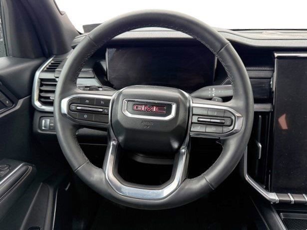 Used 2025 GMC Acadia Elevation image 14