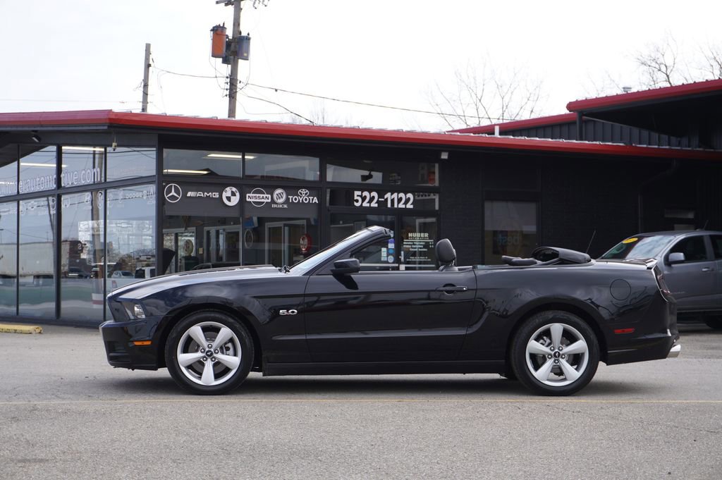 Used 2013 Ford Mustang GT image 4