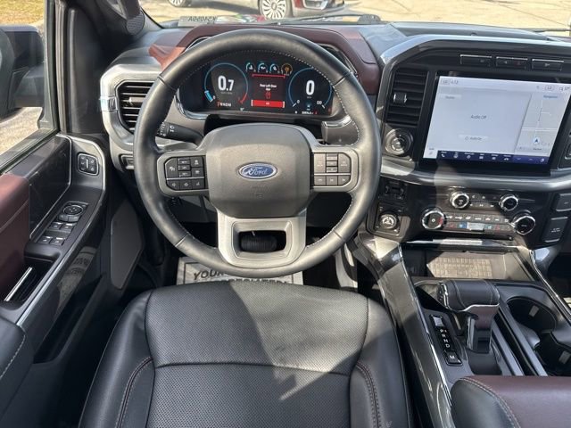 Certified 2022 Ford F150 Lariat w/ Equipment Group 502A High image 19