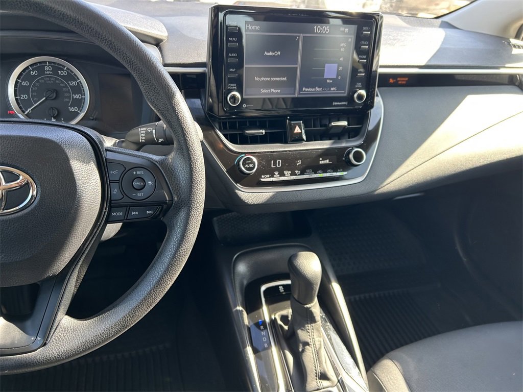 Used 2022 Toyota Corolla LE w/ LE Convenience Package image 17