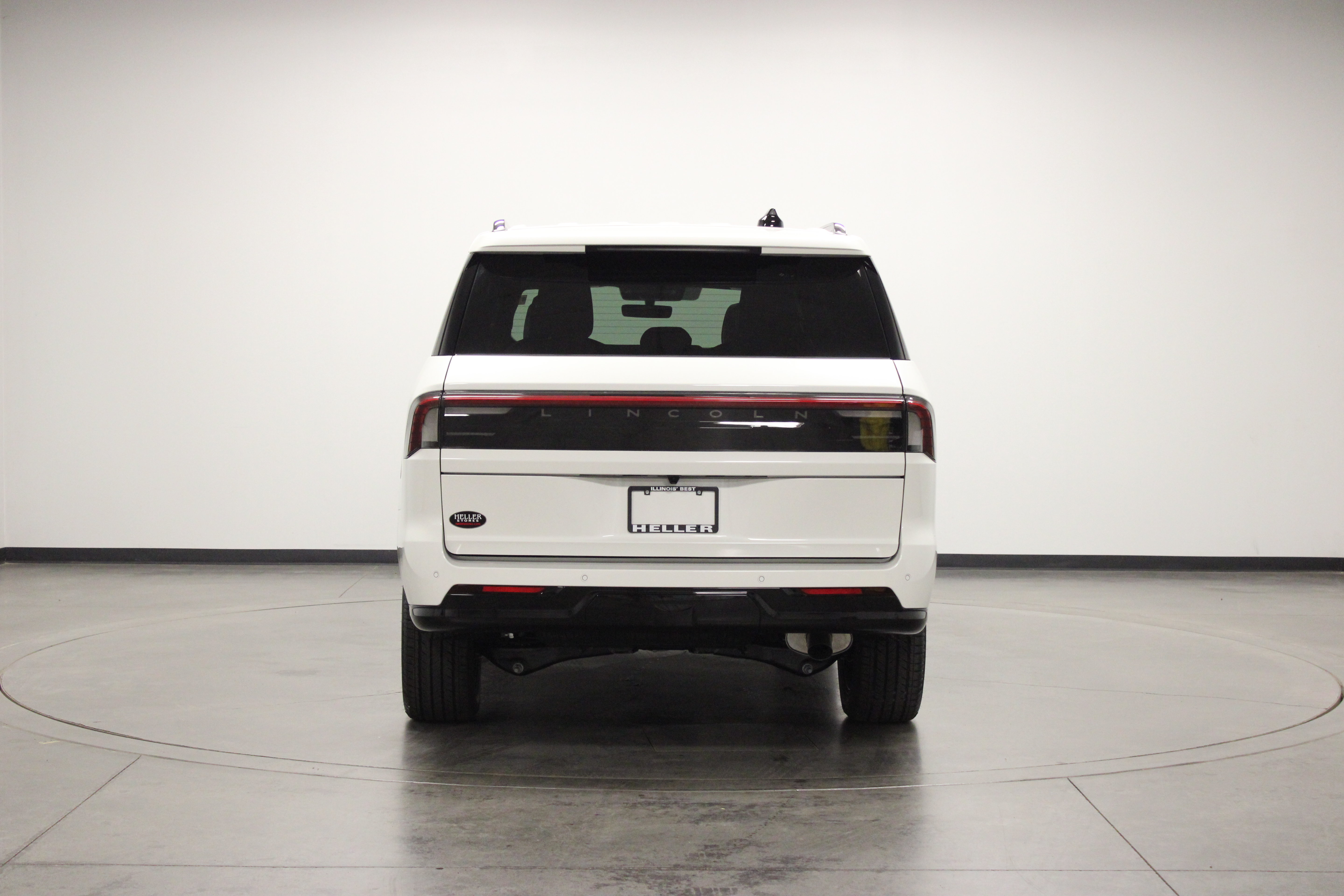 New 2027 Lincoln Navigator L Reserve w/ Jet Appearance Package AWD/4WD image 7