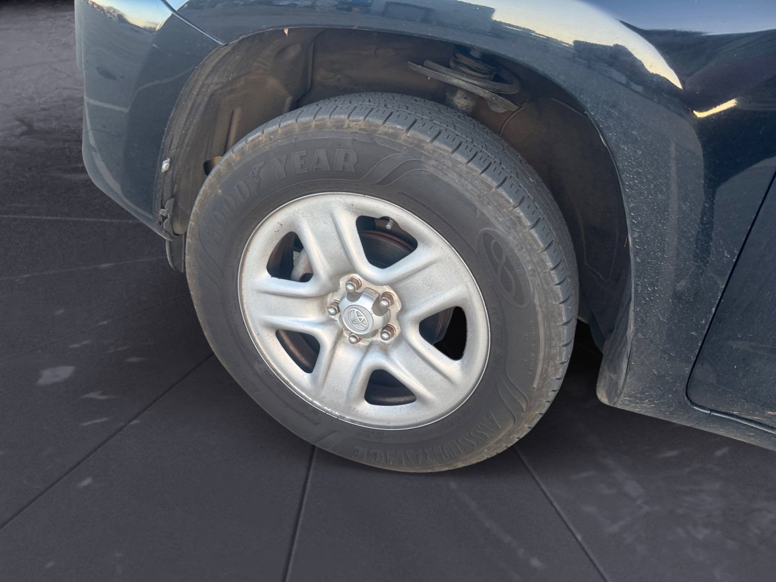 Used 2012 Toyota RAV4 FWD image 14