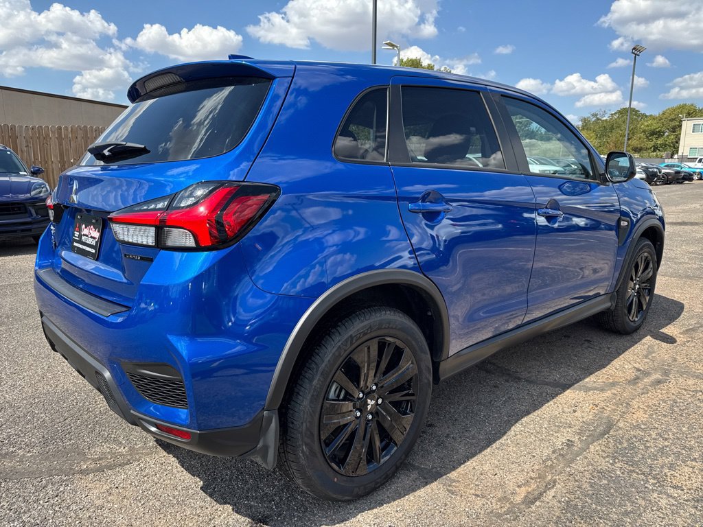 New 2027 Mitsubishi Outlander Sport LE FWD image 4