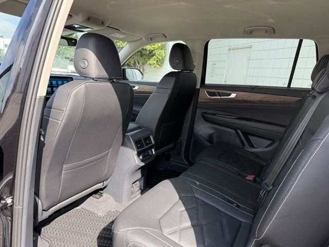 New 2026 Volkswagen Atlas SE image 17