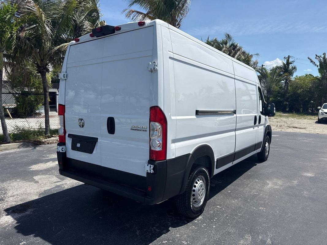 Used 2023 RAM ProMaster 3500 FWD image 5