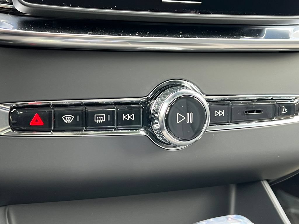 New 2026 Volvo XC90 T8 Ultra w/ Protection Package Premier AWD/4WD image 28