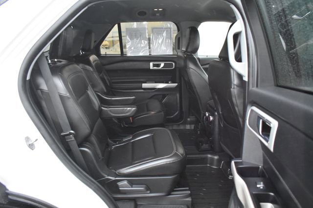 Used 2022 Ford Explorer XLT w/ Equipment Group 202A image 40