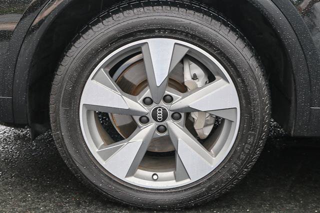 Used 2023 Audi Q5 2.0T Premium Plus image 9