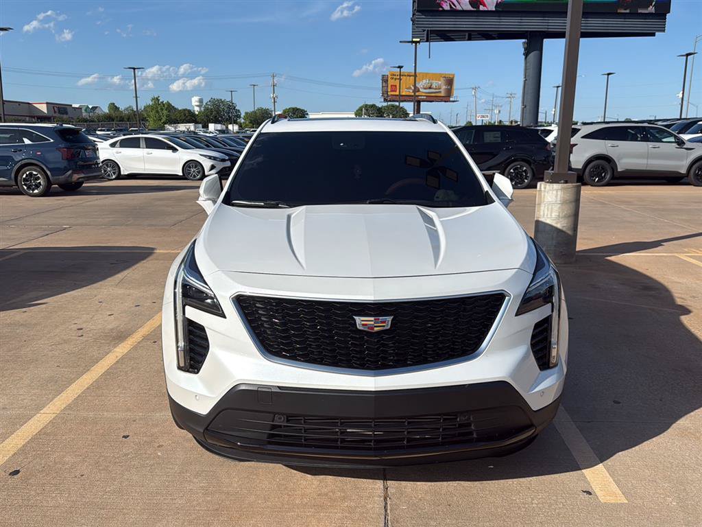 Used 2023 Cadillac XT4 Sport w/ Cold Weather Package FWD image 6