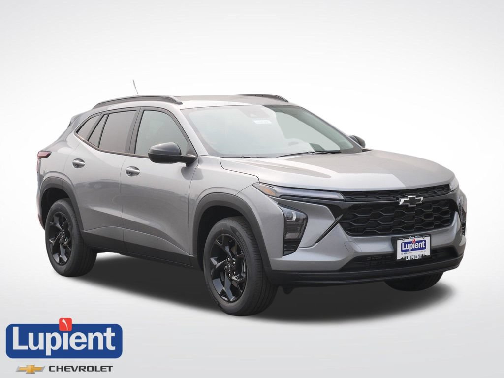 New 2026 Chevrolet Trax LT w/ Driver Confidence Package FWD 360° Tour