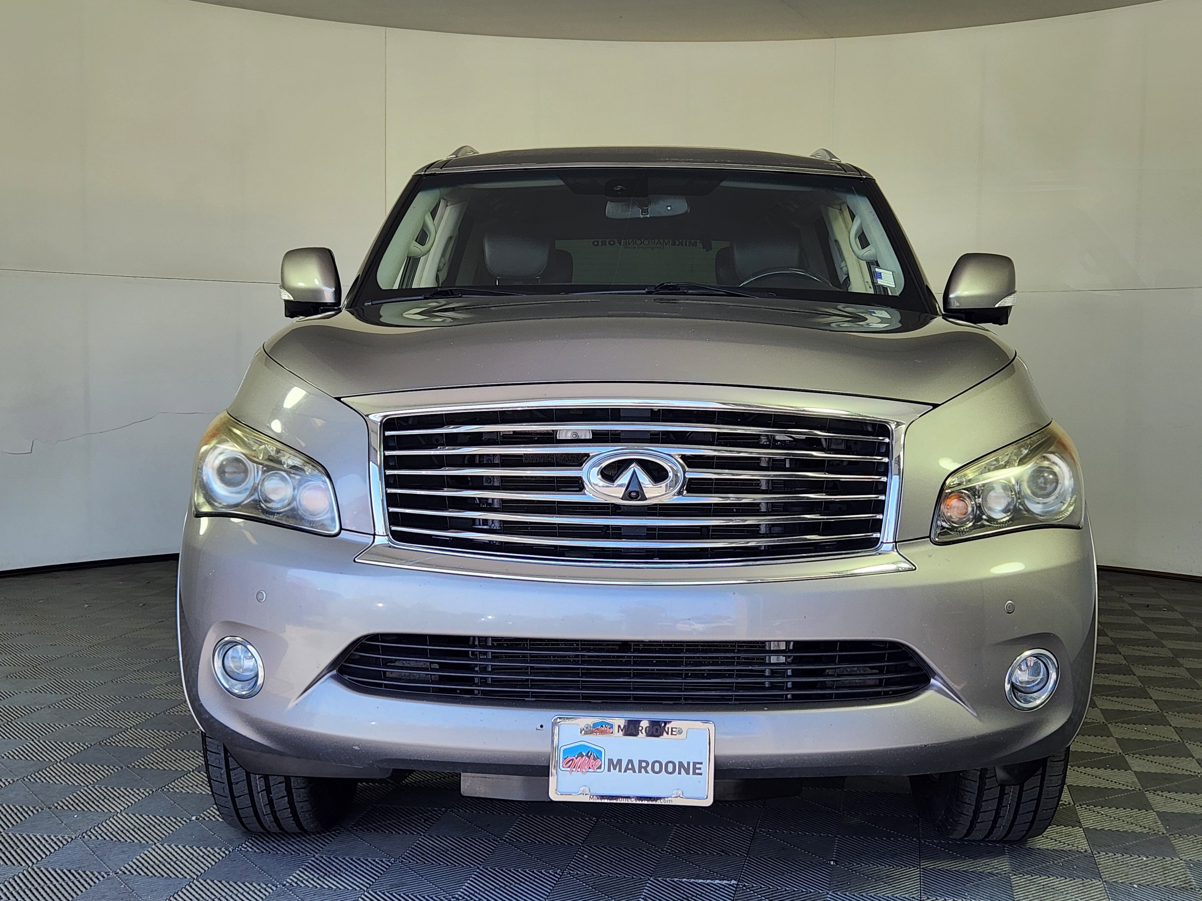 Used 2013 INFINITI QX56 4WD w/ Theater Pkg image 2