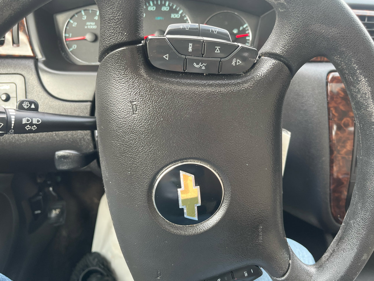 Used 2015 Chevrolet Impala LTZ FWD image 24
