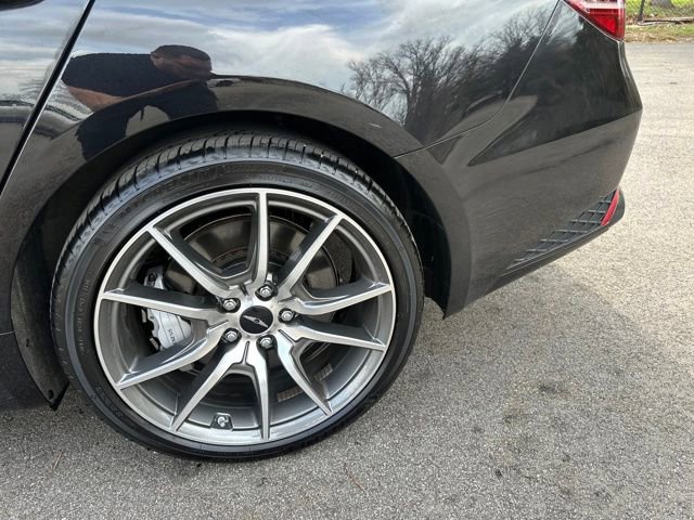 Used 2025 Genesis G70 2.5T image 26