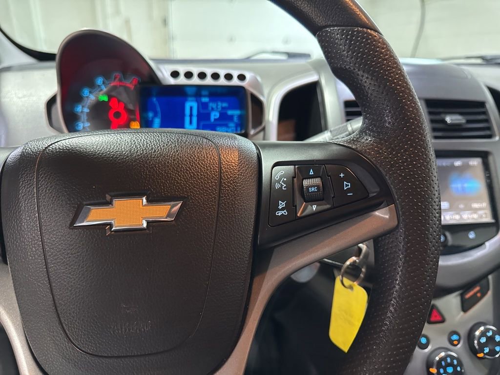 Used 2016 Chevrolet Sonic LT FWD image 10