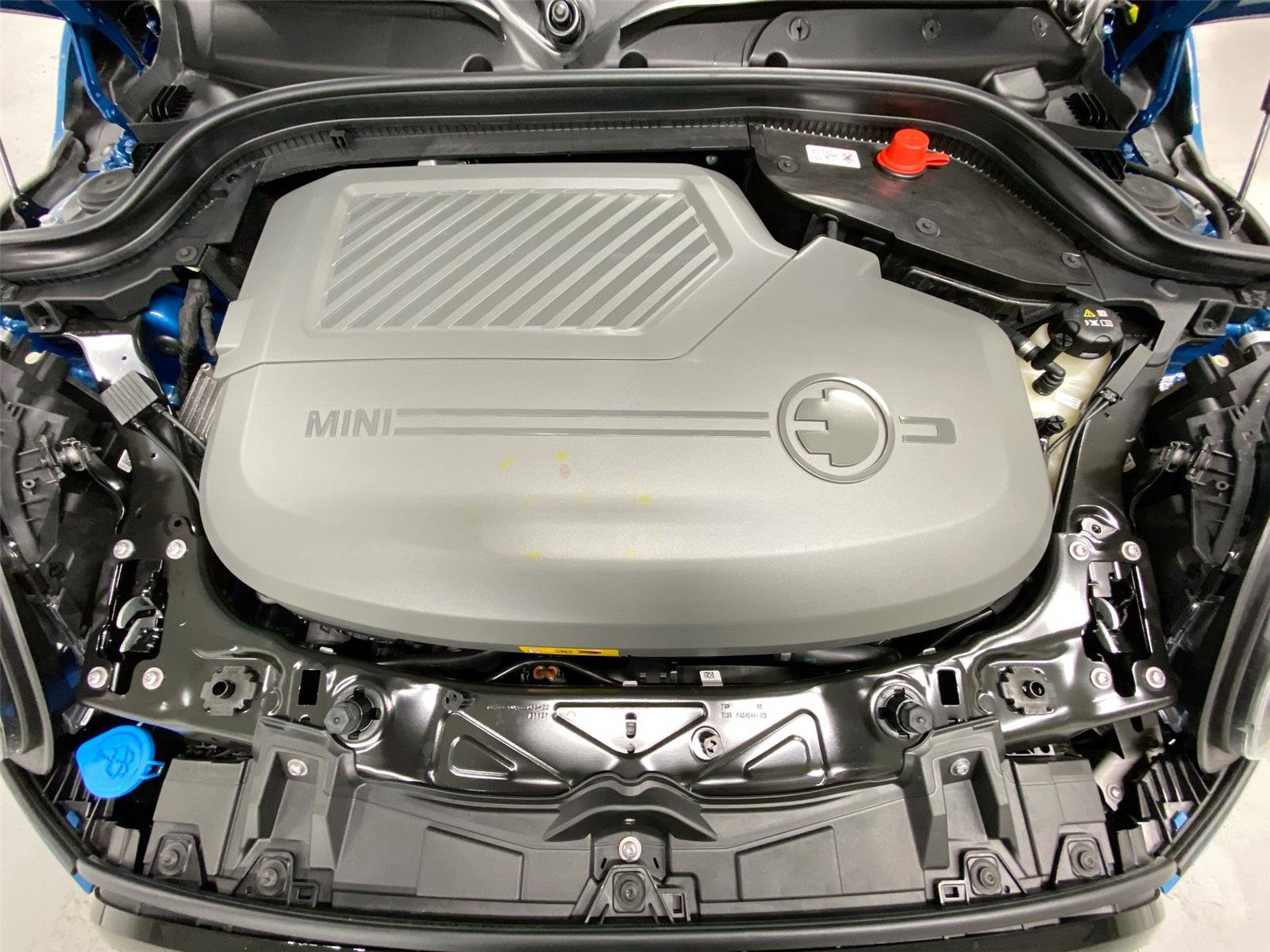 Certified 2023 MINI Cooper SE image 22