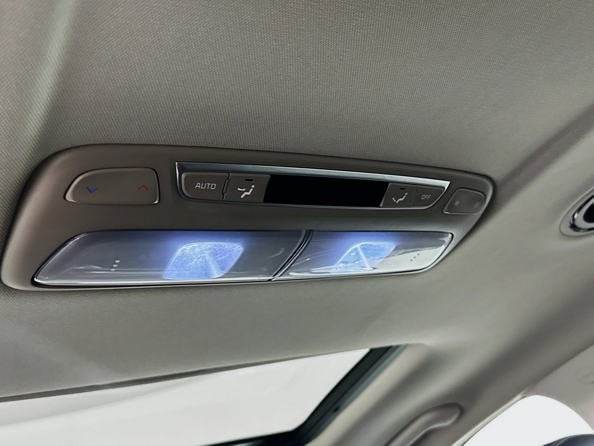 Used 2025 Kia Telluride S FWD image 28