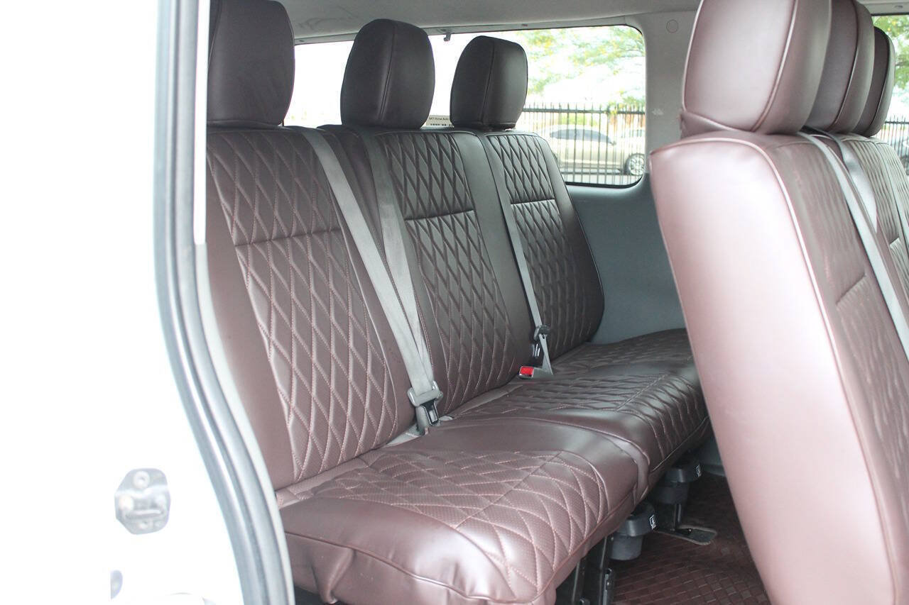 Used 2016 Nissan NV 3500 S w/ Power Package RWD image 27
