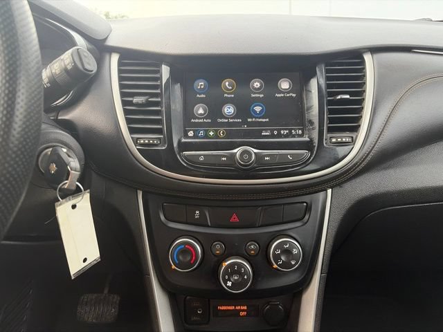 Used 2019 Chevrolet Trax LS FWD image 17