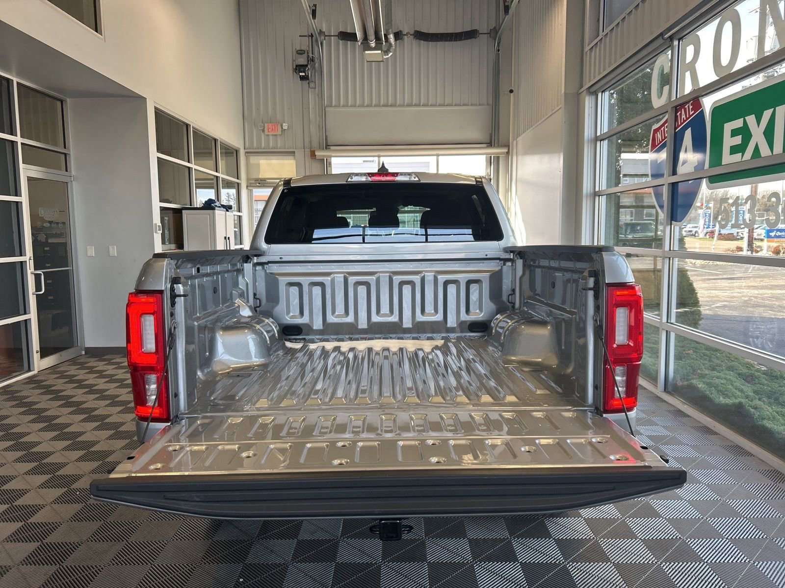 Used 2021 Ford Ranger XLT image 11