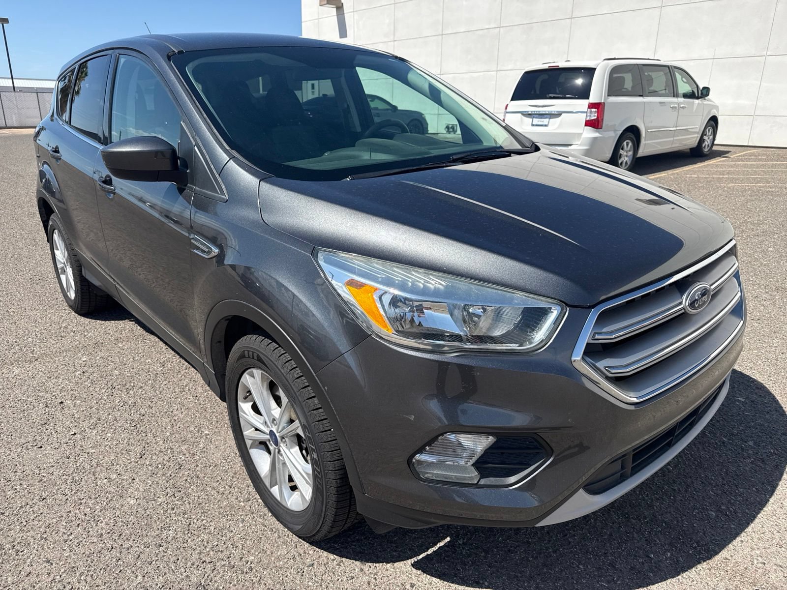 Used 2017 Ford Escape SE AWD/4WD image 7
