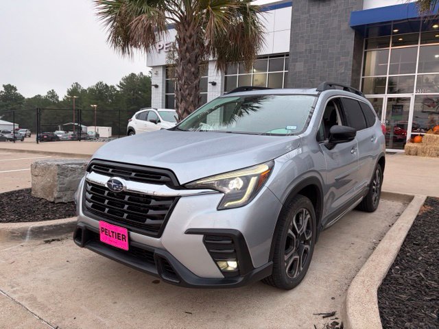 Used 2025 Subaru Ascent Limited AWD/4WD image 3