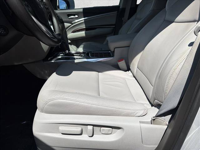 Used 2015 Acura MDX w/ Tech & Entertainment Packag AWD/4WD image 16