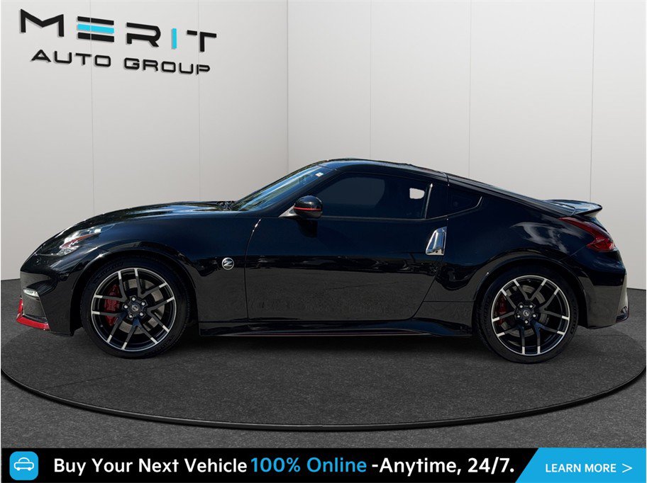 Used 2019 Nissan 370Z NISMO RWD image 5