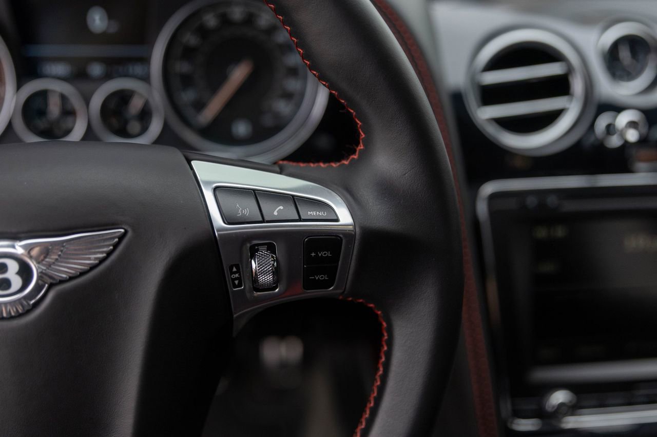 Used 2018 Bentley Flying Spur S V8 AWD/4WD image 27