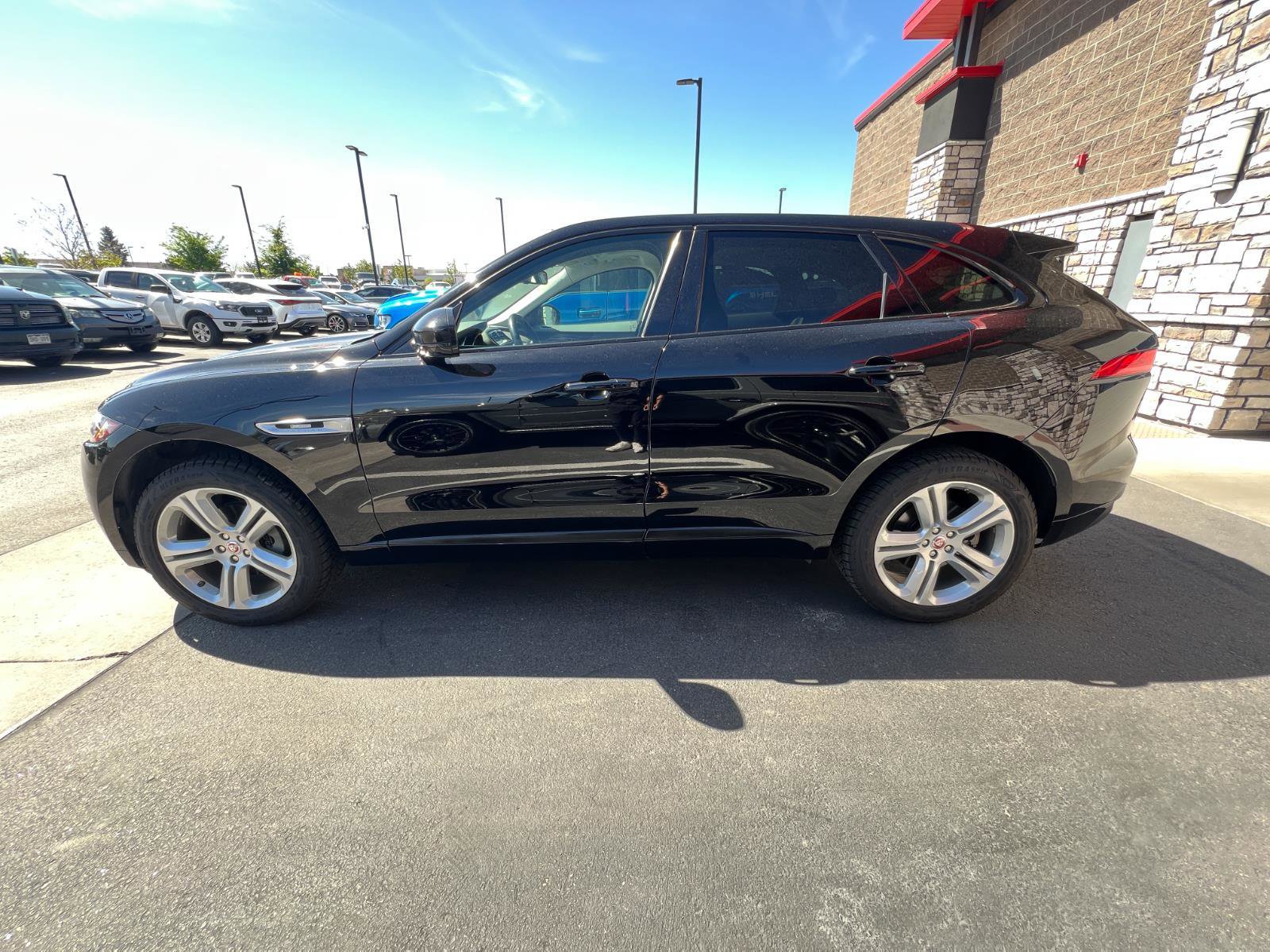 Used 2017 Jaguar F-PACE R-Sport AWD/4WD image 6