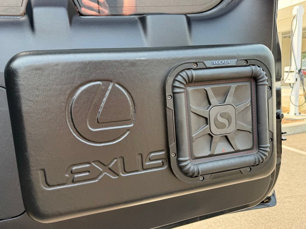 Used 2020 Lexus GX 460 Premium w/ Premium Package AWD/4WD image 29