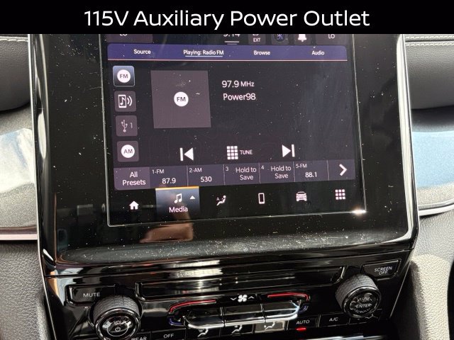 Used 2022 Jeep Grand Cherokee L Laredo w/ Luxury Tech Group I RWD image 18