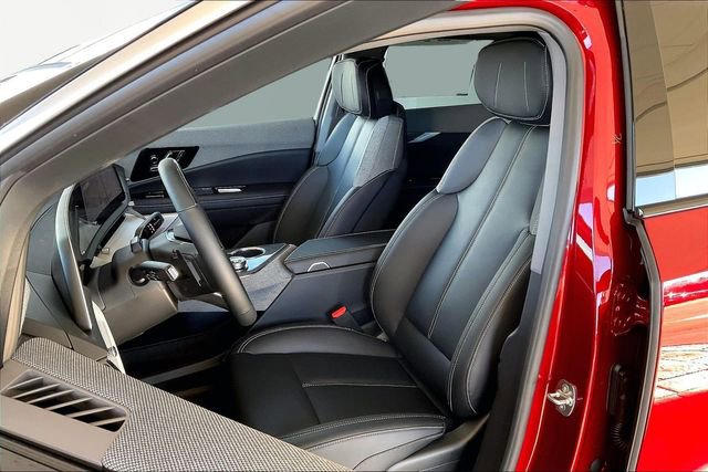 New 2026 Cadillac Optiq Luxury 1 RWD image 10