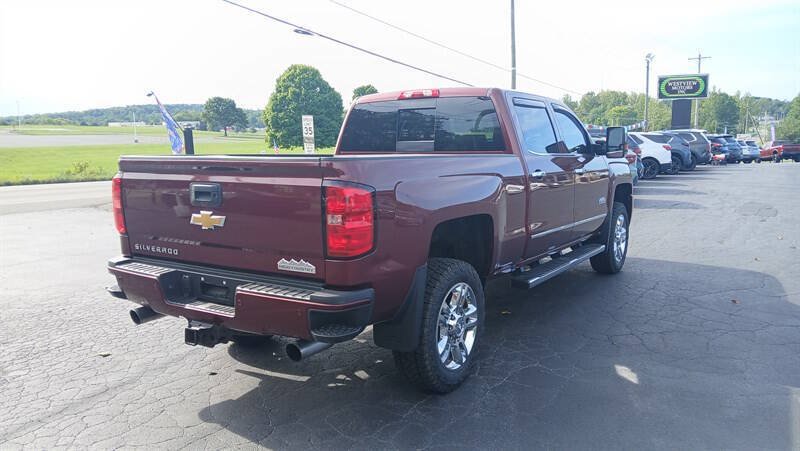 Used 2016 Chevrolet Silverado 2500 High Country w/ High Country Premium Package AWD/4WD image 2