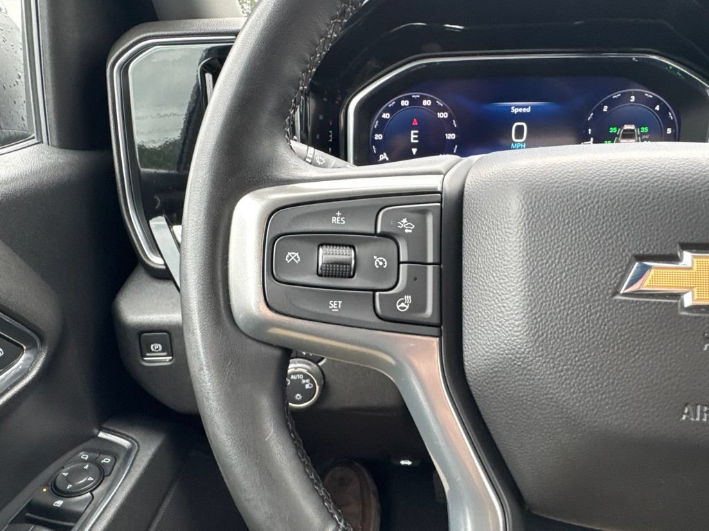 Used 2024 Chevrolet Silverado 1500 LT AWD/4WD image 20