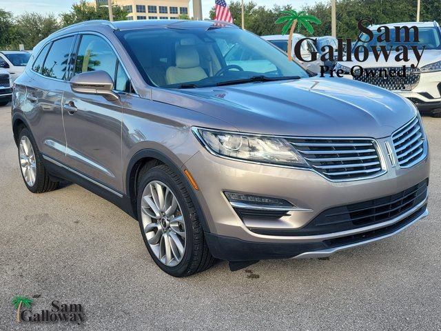 Used 2018 Lincoln MKC Reserve w/ Lincoln MKC Climate Package FWD image 1